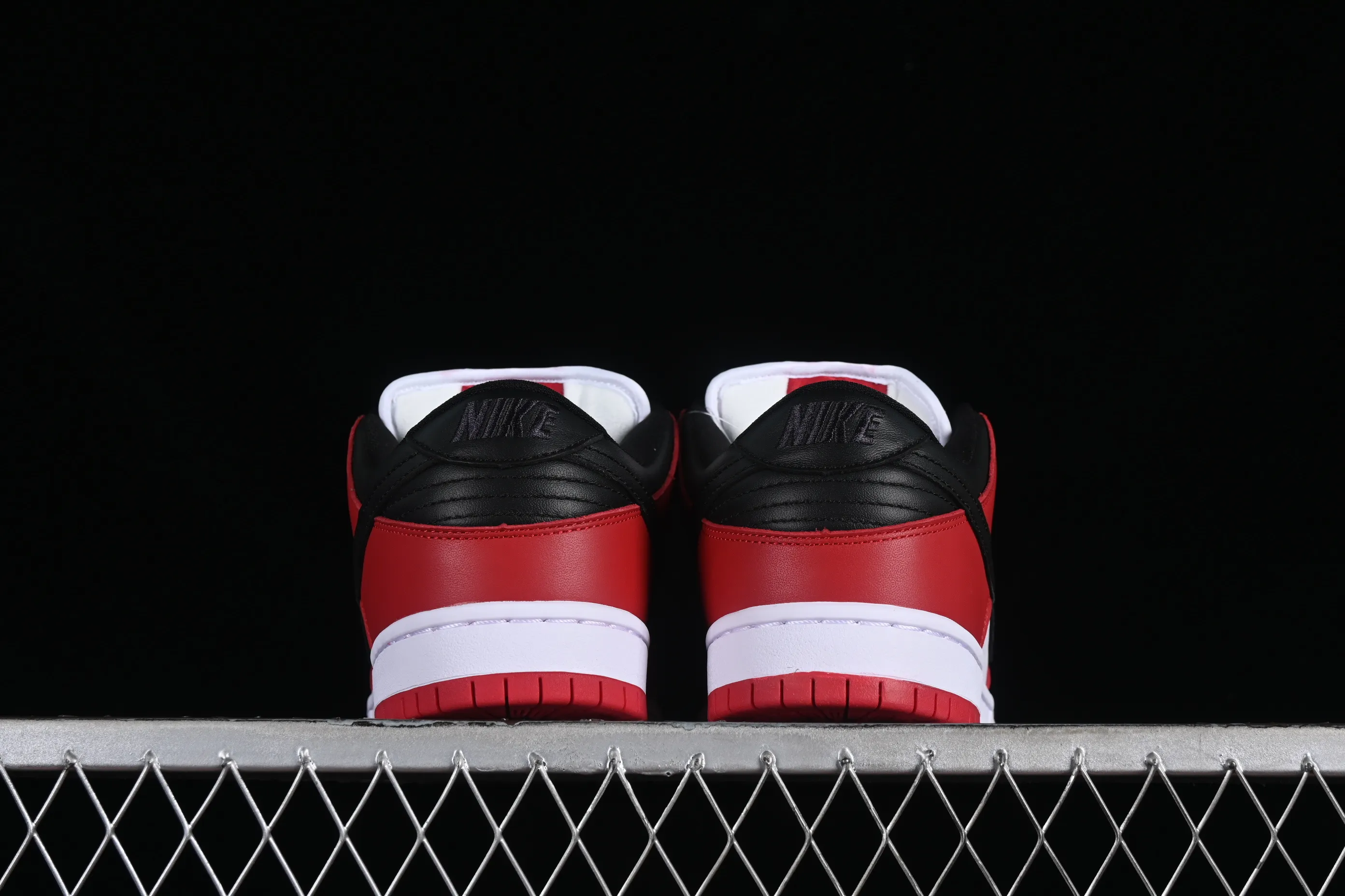 All Categories Nk SB Dunk Series Nk SB Dunk Low Low-top Skateboard Shoes Foreign Trade Version Nk SB Dunk Low Pro "Chicago" Chicago Dunk Series Retro First Layer Low-top Casual Sports Skateboard Shoes BQ6817-600